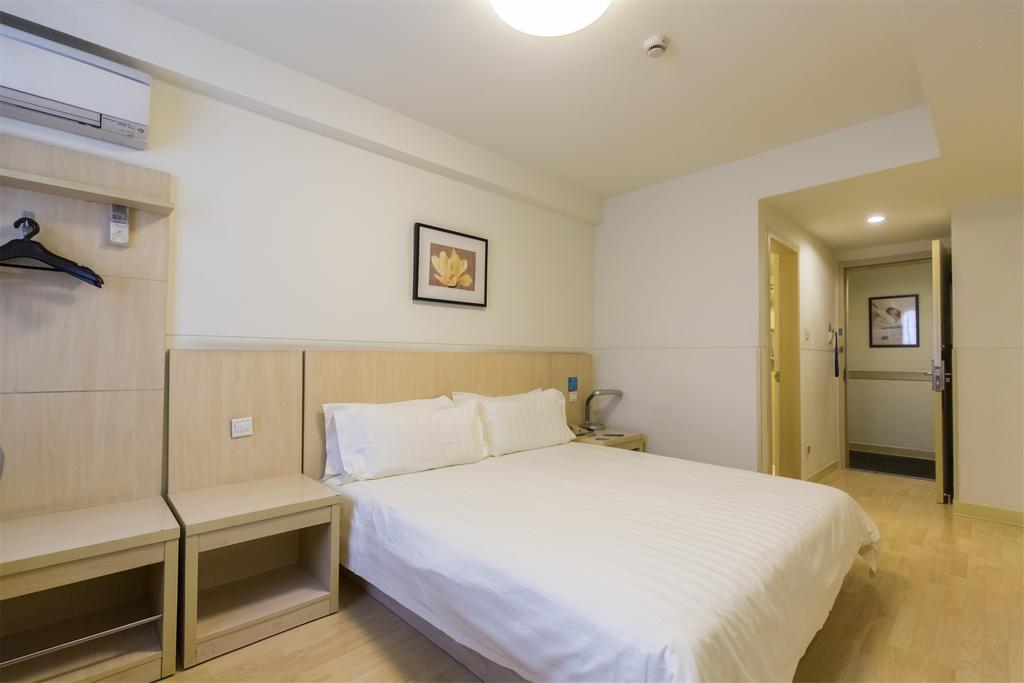 Jingjiang Inn Shanghai Minsheng Road Exterior photo